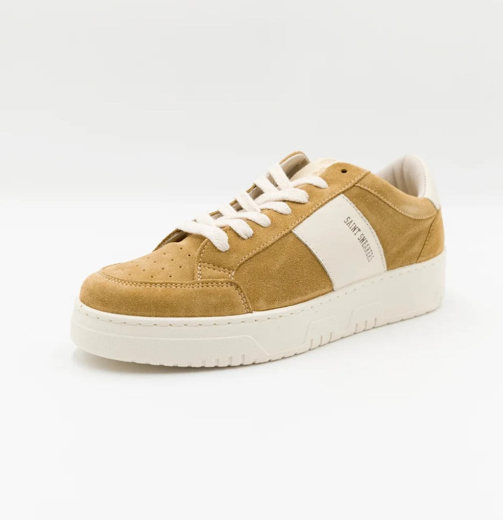 sneaker sabbia/beige in pelle scamosciata con con toppino in pelle di vitello a contrasto. 100% made in italy